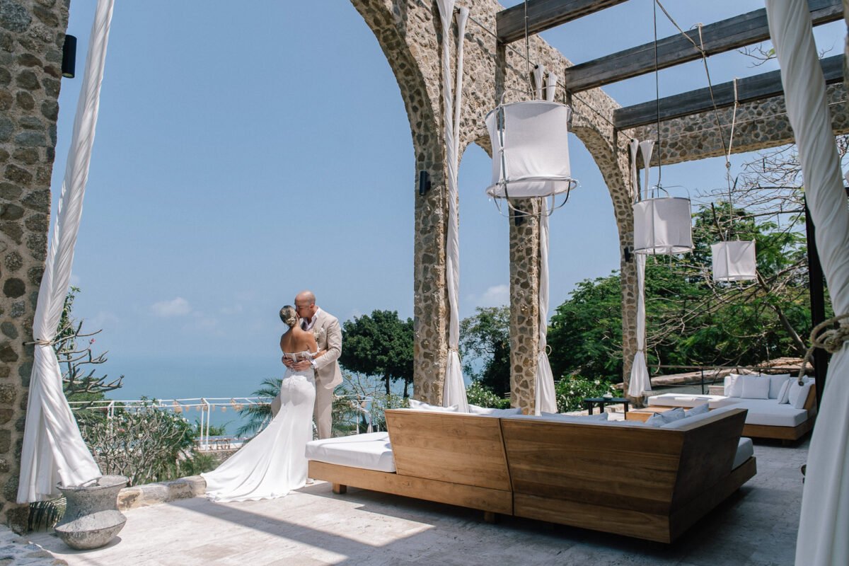 Daytime wedding photos on Koh Samui beach
